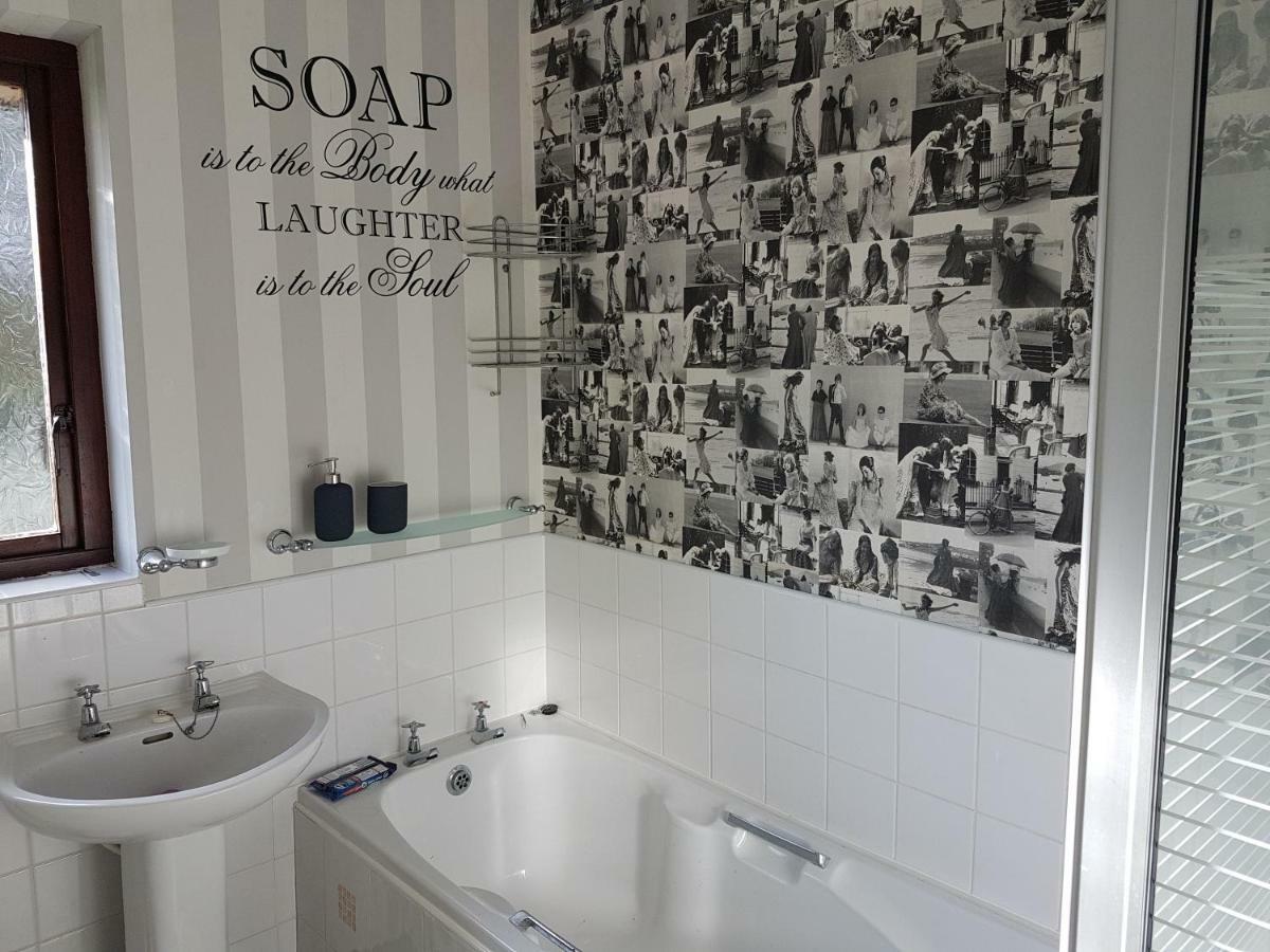 Willowfield Coleraine Bagian luar foto